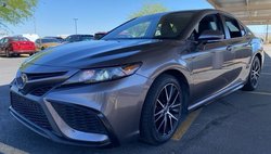 2022 Toyota Camry SE