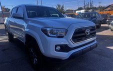 2017 Toyota Tacoma SR5
