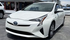 2017 Toyota Prius Four Touring