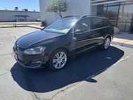 2015 Volkswagen Golf SportWagen TDI SE