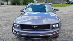 2007 Ford Mustang V6 Deluxe