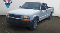 2001 Chevrolet S-10 Base