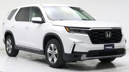 2023 Honda Pilot EX-L w/Rear Captain's Chairs