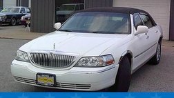 2010 Lincoln Town Car Signature Limited