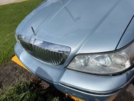 2011 Lincoln Town Car Signature Limited