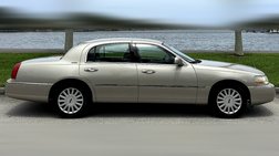2005 Lincoln Town Car Signature