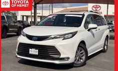 2023 Toyota Sienna XLE