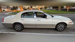 2004 Lincoln Town Car Ultimate