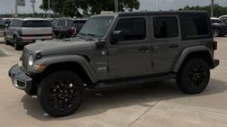 2023 Jeep Wrangler Sahara 4WD