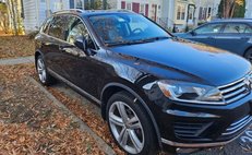 2017 Volkswagen Touareg V6 Executive