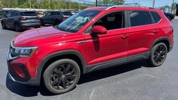 2023 Volkswagen Taos SE 4Motion
