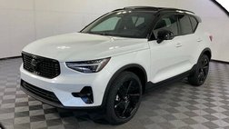 2026 Volvo XC40 B5 Ultra Black Edition