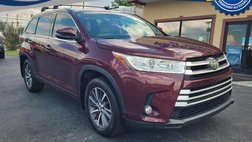 2017 Toyota Highlander SE