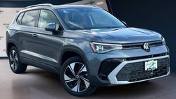 2025 Volkswagen Taos SE 4Motion