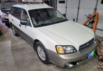 2004 Subaru Outback Base