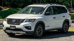 2020 Nissan Pathfinder SL