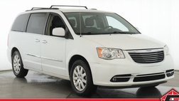 2016 Chrysler Town and Country Touring