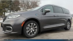 2022 Chrysler Pacifica Hybrid Pinnacle