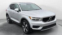 2019 Volvo XC40 T5 Momentum