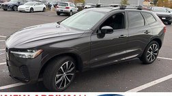 2023 Volvo XC60 B5 Plus Dark Theme
