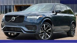 2023 Volvo XC90 Recharge T8 Ultimate Dark Theme
