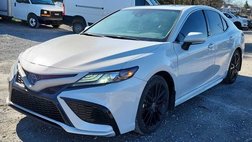 2022 Toyota Camry Hybrid XSE