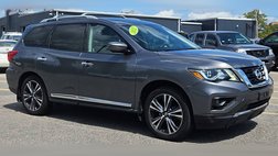 2017 Nissan Pathfinder Platinum