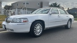 2003 Lincoln Town Car Signature