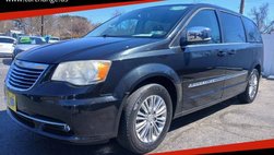 2015 Chrysler Town and Country Touring-L