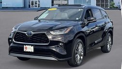 2021 Toyota Highlander Hybrid Platinum
