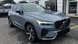 2022 Volvo XC60 B6 R-Design