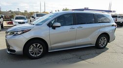 2025 Toyota Sienna LE 8-Passenger