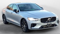 2024 Volvo S60 Recharge T8 Plus Dark Theme
