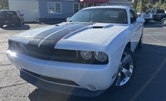 2011 Dodge Challenger SE