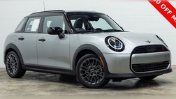 2025 MINI Hardtop Cooper S Signature Trim