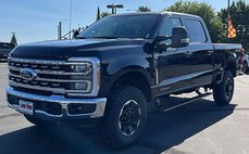 2025 Ford Super Duty F-350 Lariat