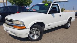 2000 Chevrolet S-10 LS