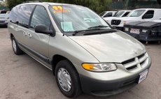 1999 Dodge Grand Caravan SE