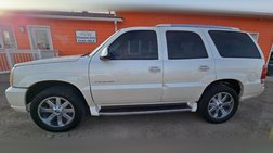 2002 Cadillac Escalade Base
