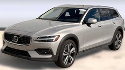 2025 Volvo V60 Cross Country B5 Plus