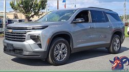 2025 Chevrolet Traverse LT