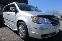 2010 Chrysler Town and Country Limited