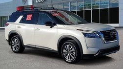 2022 Nissan Pathfinder SL