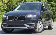 2016 Volvo XC90 T6 Momentum