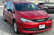 2025 Chrysler Voyager LX