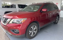 2018 Nissan Pathfinder SV