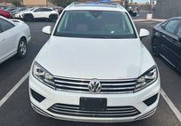 2016 Volkswagen Touareg V6 Executive