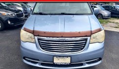 2013 Chrysler Town and Country Touring