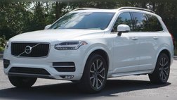 2017 Volvo XC90 T6 Momentum