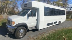 2003 Ford E550 SUPER DUTY 7.3L DIESEL 28 Passenger SHUTTLE BUS